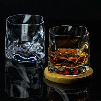 Arte De Design De Deformação De Uísque Copo De Vidro Irregular Dobras Verre Copos De Vodka Personalidade Conhaque Snifters Gelado Whisky Rock Vidro
