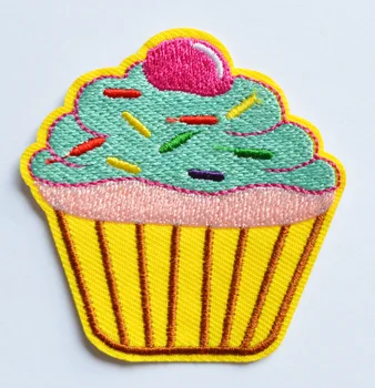 Quente! Cupcake retro lanche bolo doces divertido applique bordado ferro em patch (≈ 6.6 * 6.6 cm)