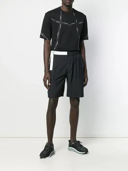 shorts Homens slim fit costura preto e branco, o contraste das cores da primavera e do verão nova moda jovem urbano popular série negra