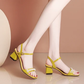 2022 Sapatos de Verão de Luxo Sandálias 5.5 cm Sandálias de Salto Alto Praça Pérola Salto Alto Vestido Designer de Bombas