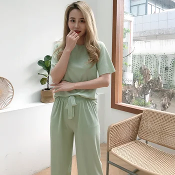 Nova Família de Conjuntos de Vestuário de Gelo Pijama de Seda para as Mulheres parte 2 Pijamas de Dormir Confortável francês Salão de Desgaste Pjs Pijamas Terno