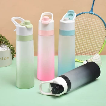 700 ml Spray de Garrafa de Água de Grande Capacidade Portátil de Desporto ao ar livre Moda Bonito Bebendo Garrafas de Plástico Livre de BPA Eco-Amigável